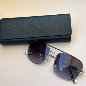 BURBERRY UNISEX SUNGLASSES